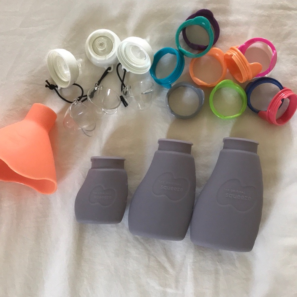 “The Original Squeeze” kids silicone reusable squeeze pouches